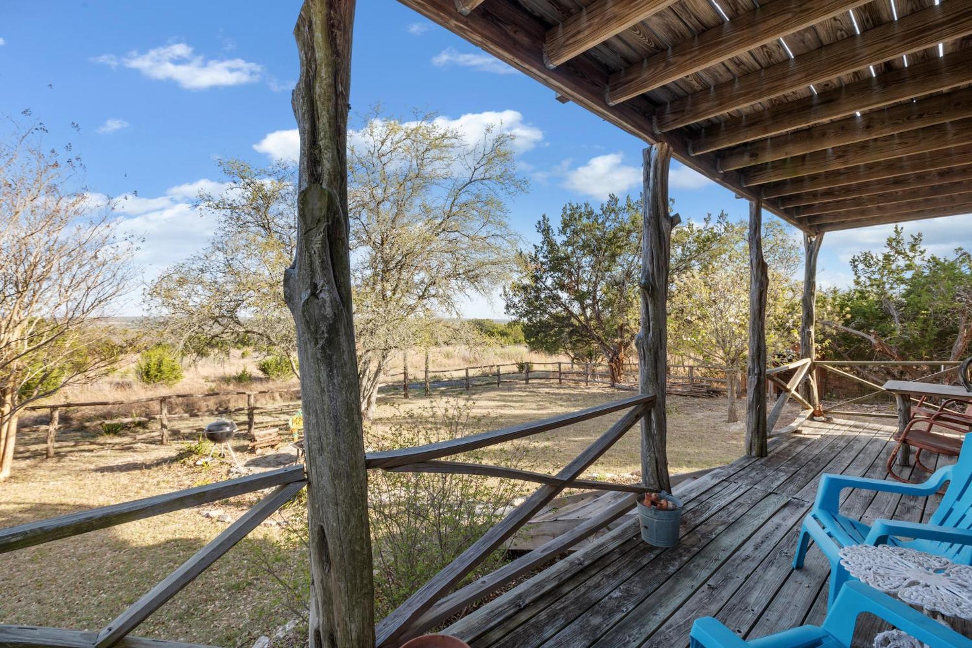 Mighty Oak Log Cabin Fredericksburg Bagian luar foto