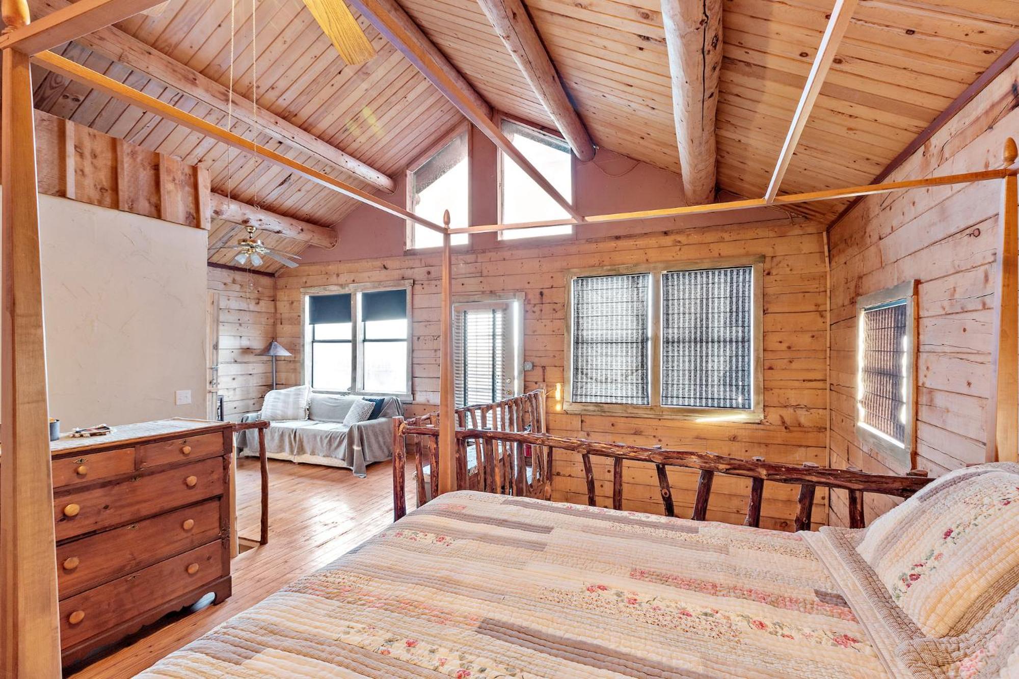 Mighty Oak Log Cabin Fredericksburg Bagian luar foto