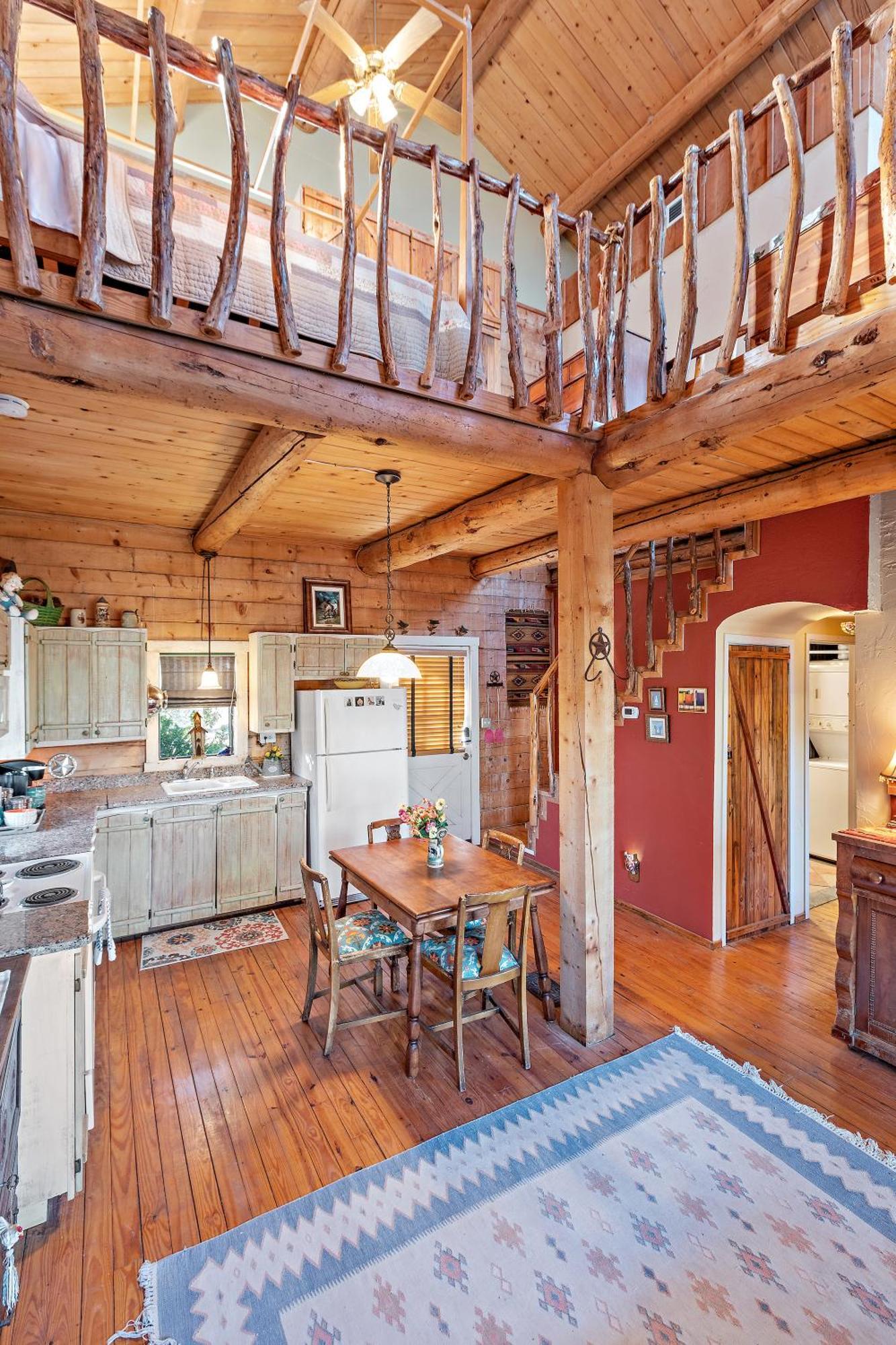 Mighty Oak Log Cabin Fredericksburg Bagian luar foto